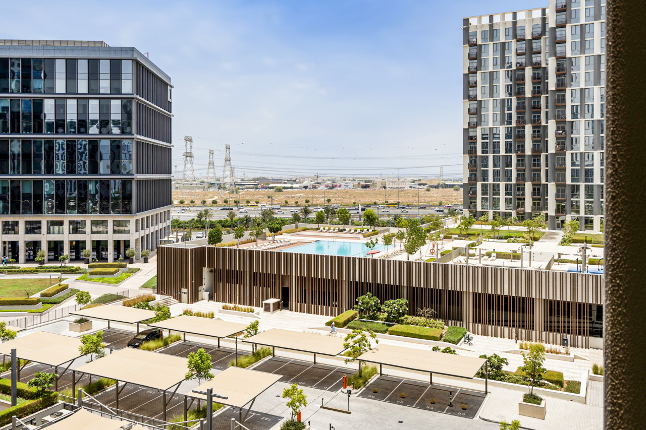 Luxury at Socio Dubai Hills, 2 Beds, Sleeps 4 — photo 21