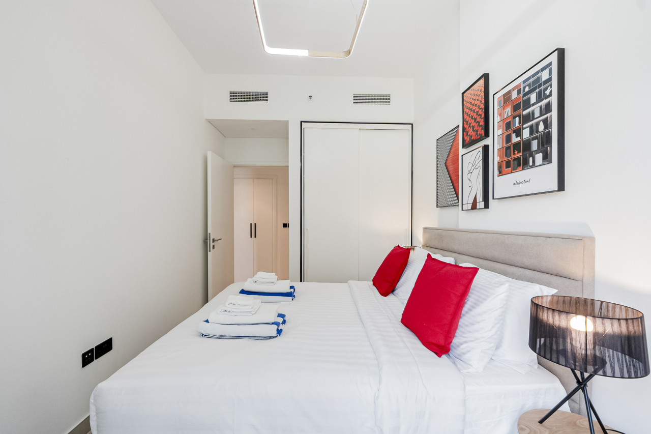 Luxury at Socio Dubai Hills, 2 Beds, Sleeps 4 — photo 15