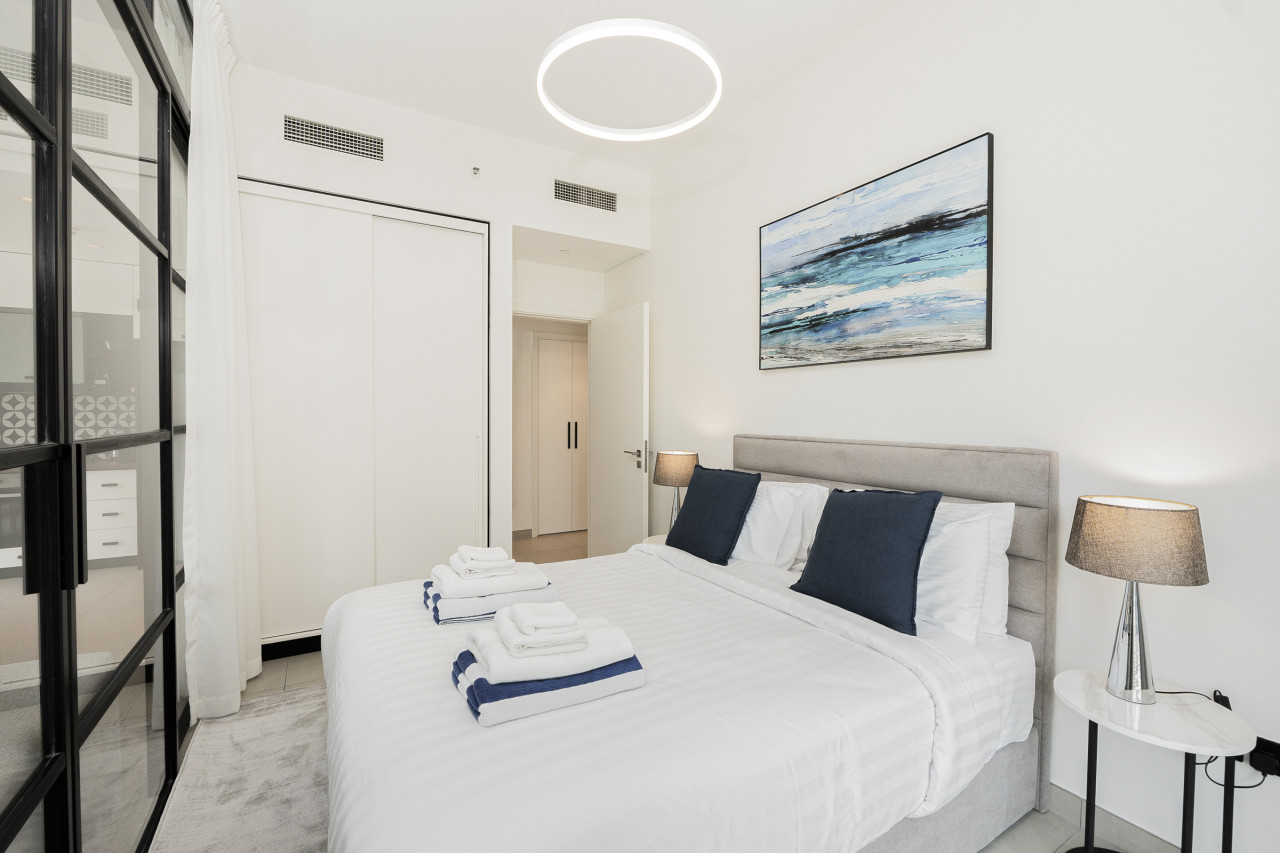 Luxury at Socio Dubai Hills, 2 Beds, Sleeps 4 — photo 11