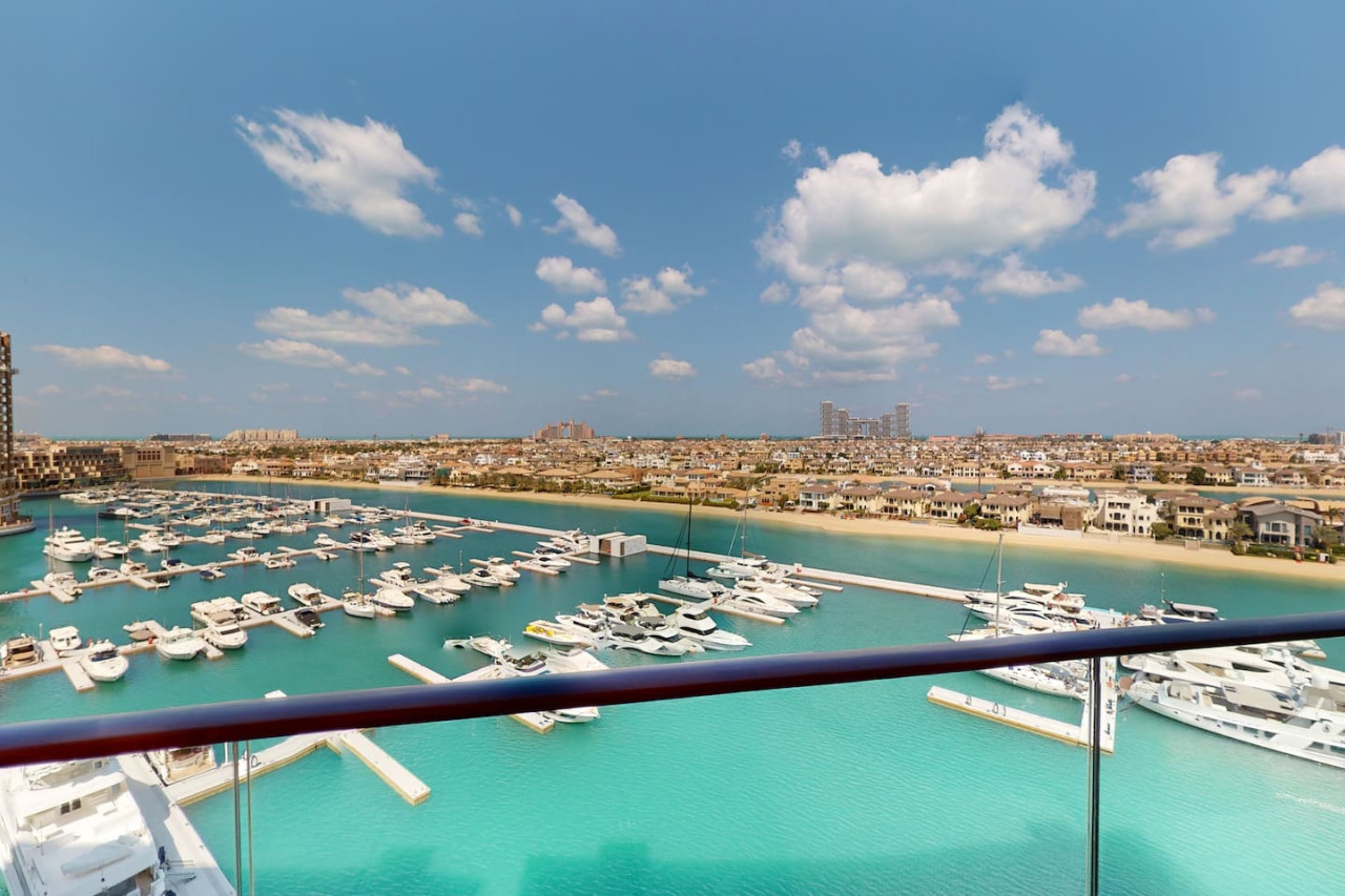 2 BD Tiara Palm Views, Beach & Pool, Amazing views — photo 1