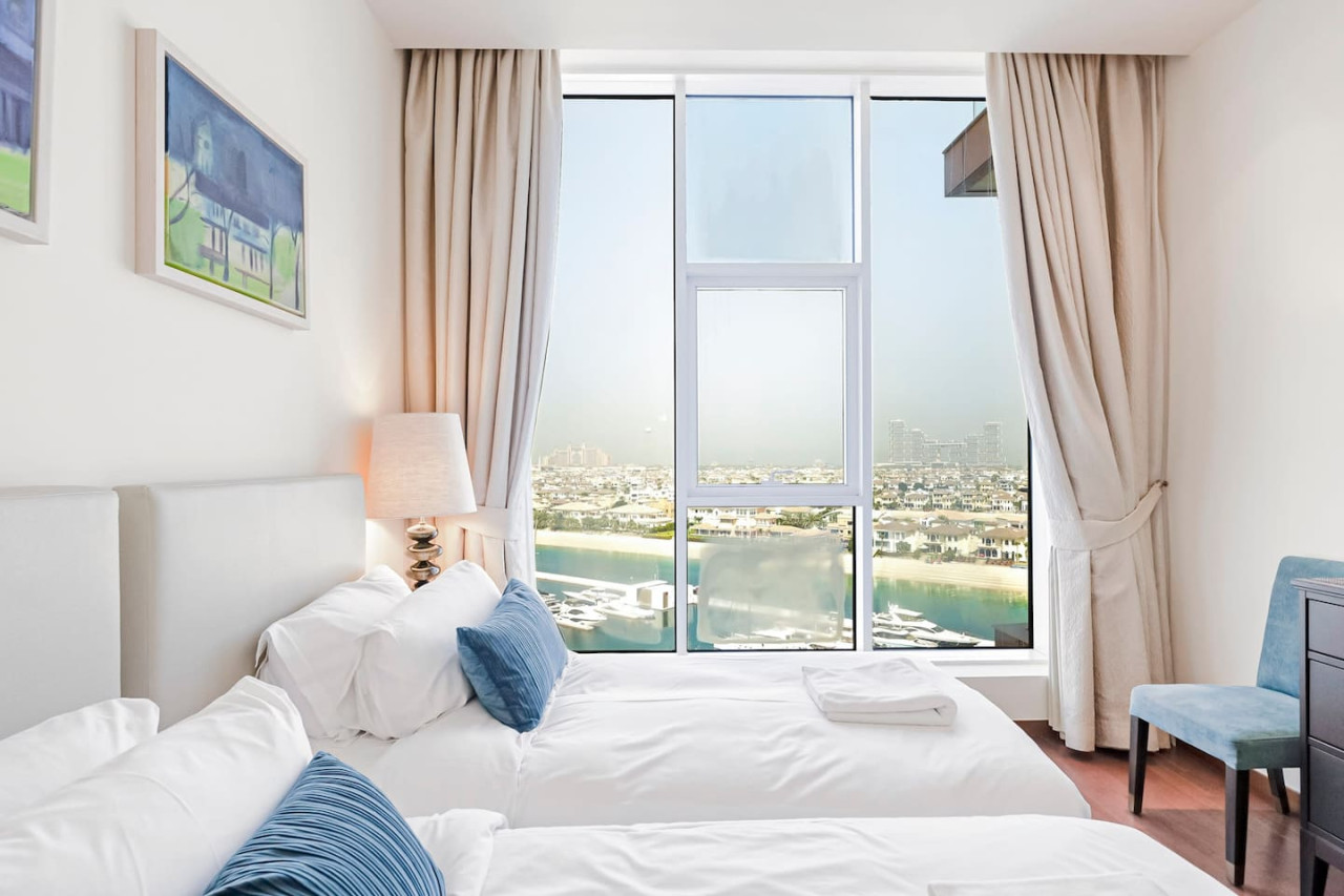 2 BD Tiara Palm Views, Beach & Pool, Amazing views — photo 17