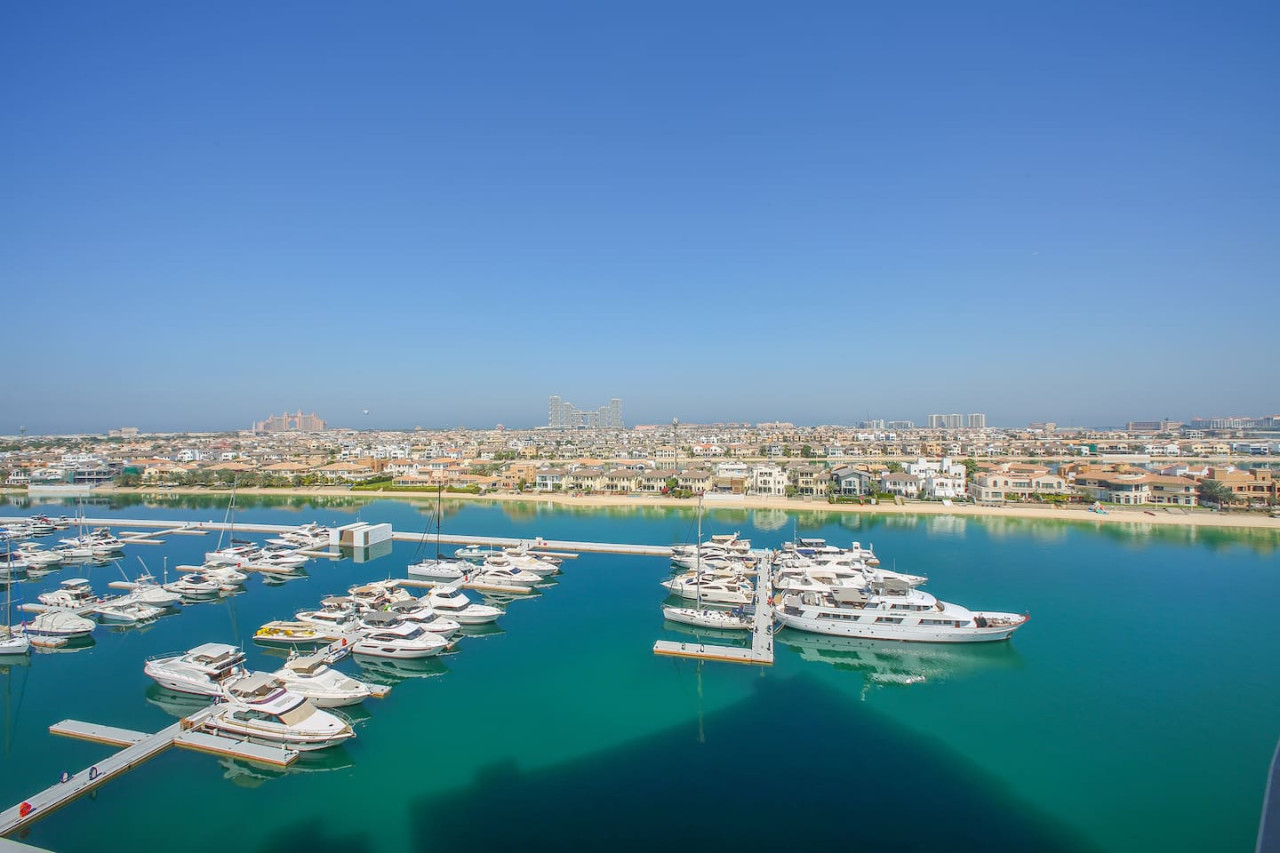 2 BD Tiara Palm Views, Beach & Pool, Amazing views — photo 22
