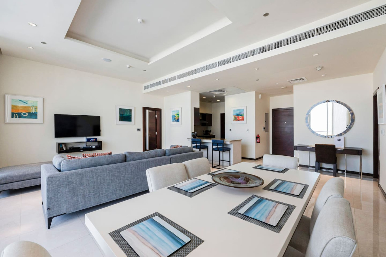 2 BD Tiara Palm Views, Beach & Pool, Amazing views — photo 6