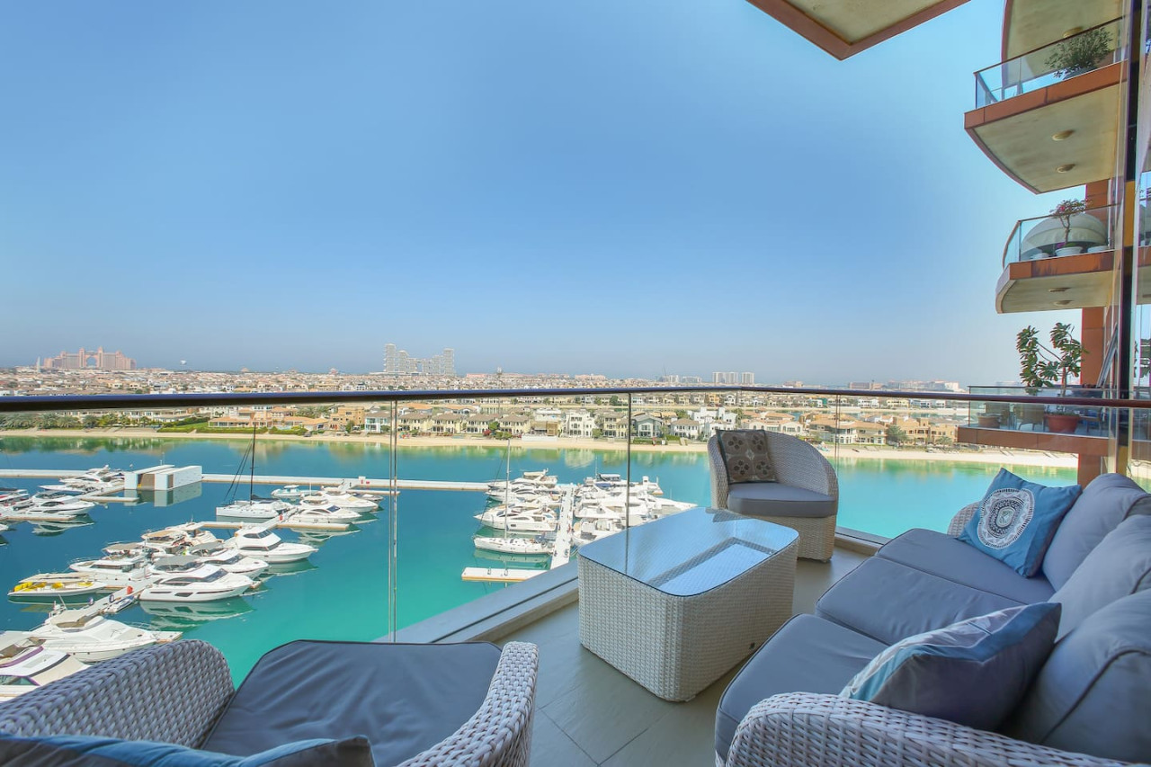 2 BD Tiara Palm Views, Beach & Pool, Amazing views — photo 2